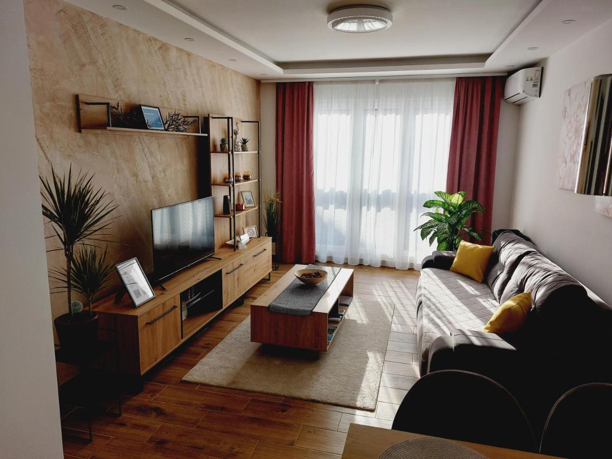 Apartman Kristal Sremska Mitrovica Buitenkant foto