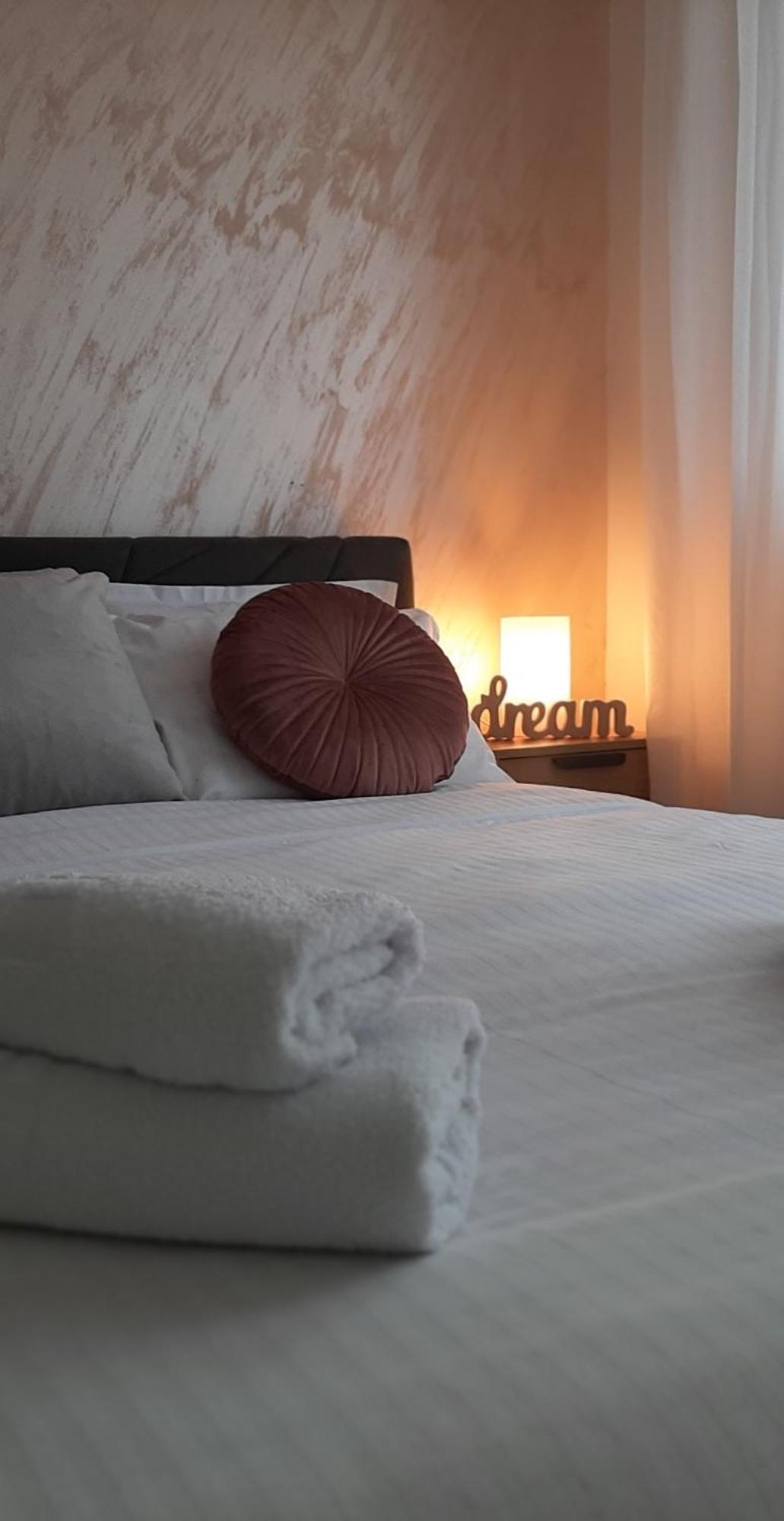 Apartman Kristal Sremska Mitrovica Buitenkant foto